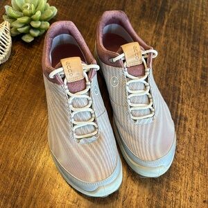 ECCO | Biom Hybrid 3 Spikeless Golf Shoes - Waterproof GORE-TEX, Size 8